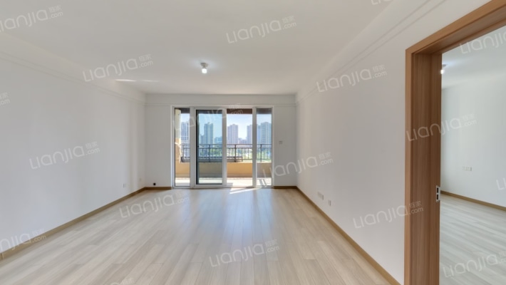 联投汉口郡四期御湖二手房实景图