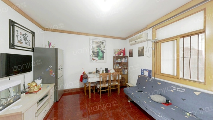 黄山新村西区二手房实景图