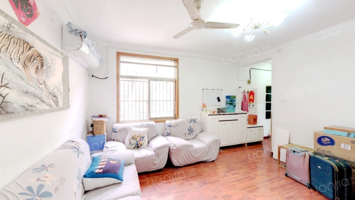 金湖新村二手房实景图