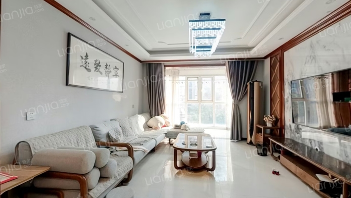 凤凰国际二手房实景图