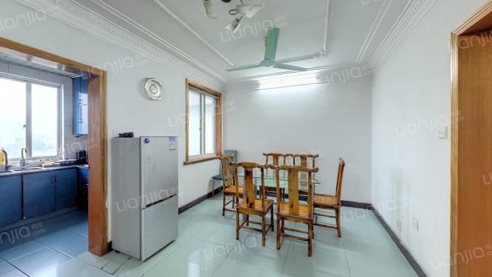 越秀南路520弄二手房实景图