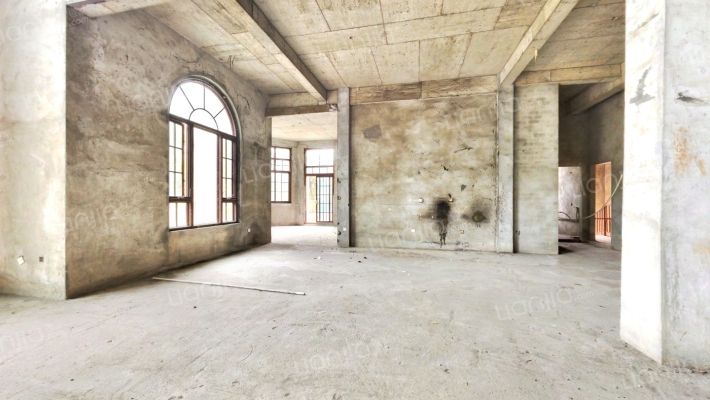 米兰诺贵都二手房实景图