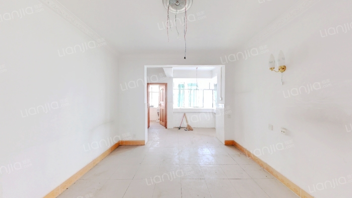 关上石油生活区二手房实景图