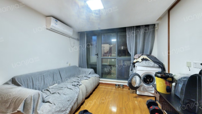 惠腾商务大厦二手房实景图