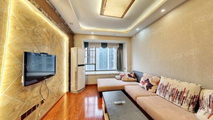 龙湖金楠天街二手房实景图