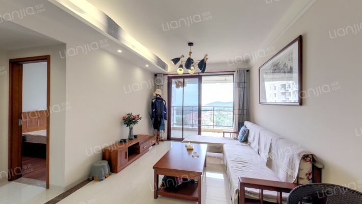 嘉和冠山海罗腾堡二手房实景图