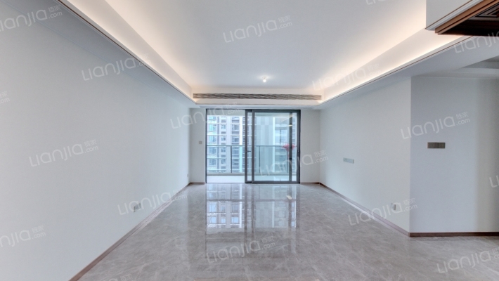 保利天汇二手房实景图