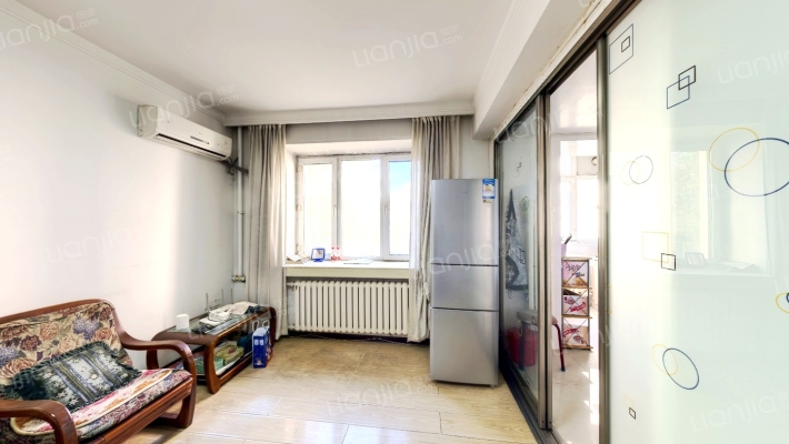 量具高层二手房实景图