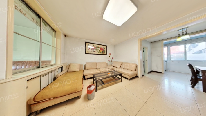 新华南小区二手房实景图