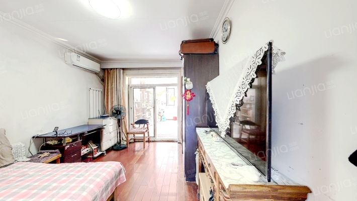 华山路95号二手房实景图