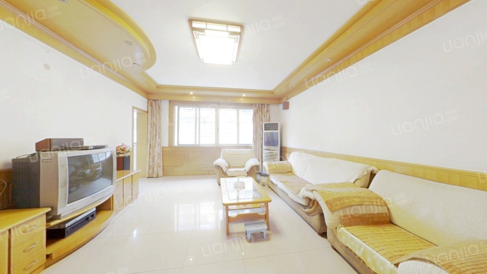 景杉路610号二手房实景图