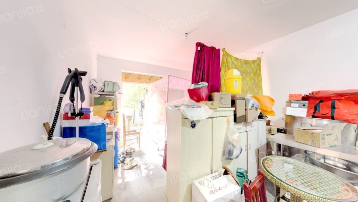 东虹路63号院二手房实景图