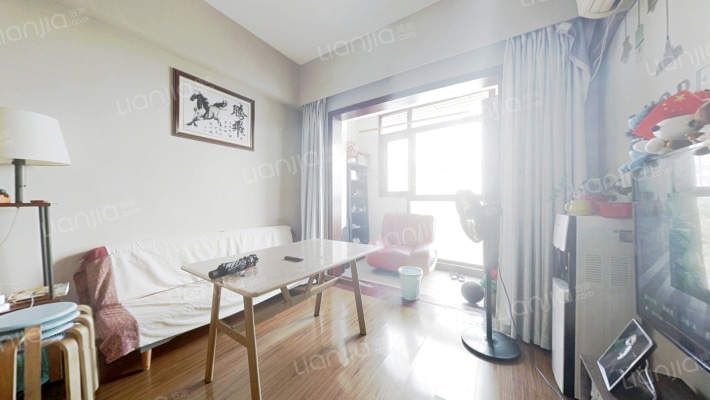 皇家花园二手房实景图