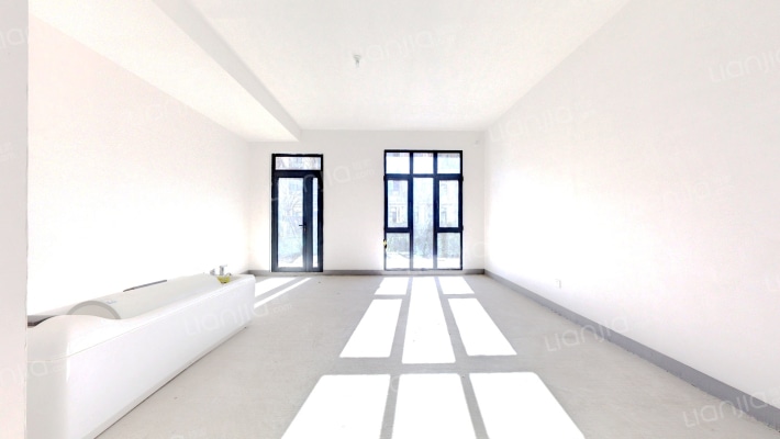 品澜花苑二手房实景图