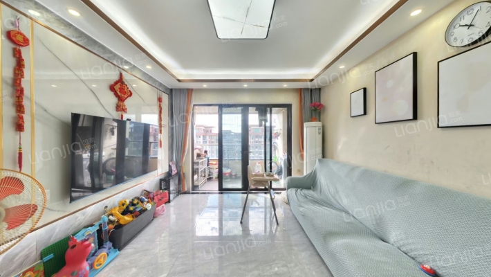 保利中嘉花园二手房实景图