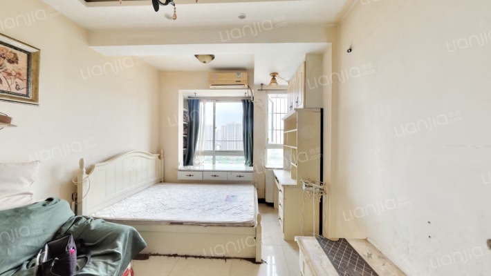 西城首座二手房实景图