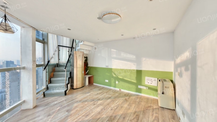 天空之都二手房实景图