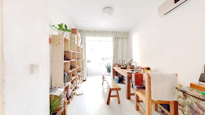 西山路二手房实景图