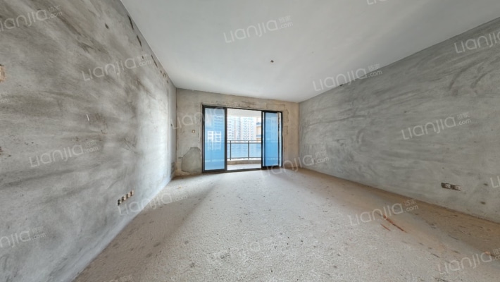 三远大爱城二手房实景图