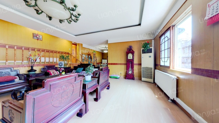毕生路57号二手房实景图