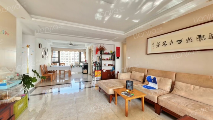 国贸天琴湾二手房实景图