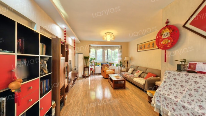 阳光嘉园2期二手房实景图