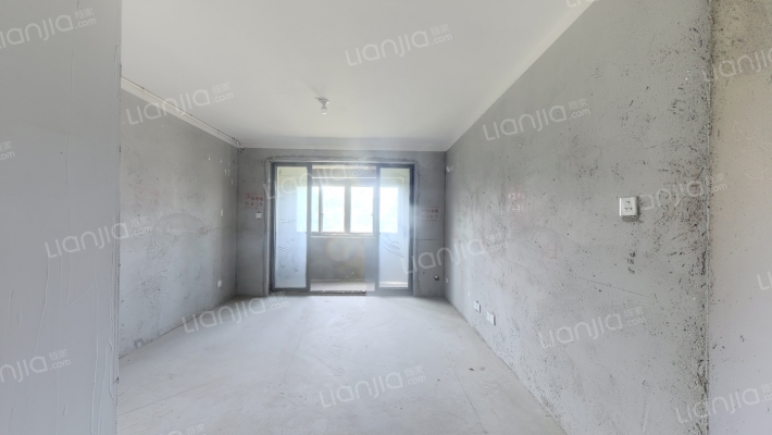 淀山湖花园礼苑二手房实景图