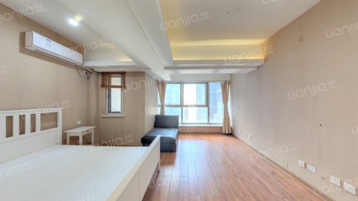 昆仑中心二手房实景图