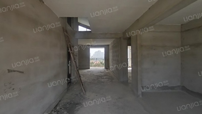 三和山景华府二手房实景图