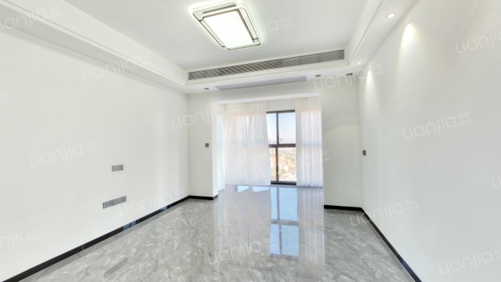 花都尚品雅居六期二手房实景图