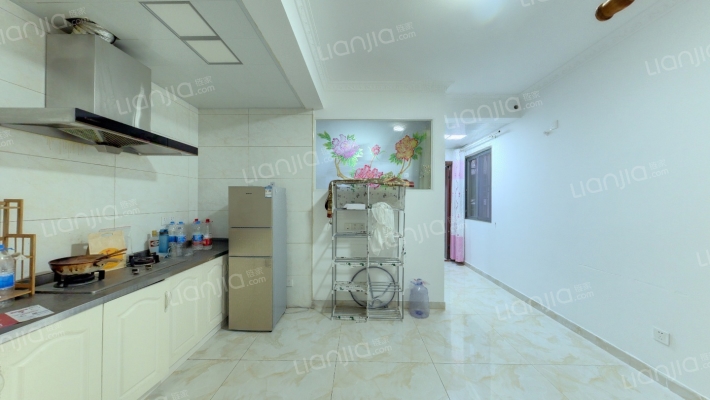 博士华庭二手房实景图