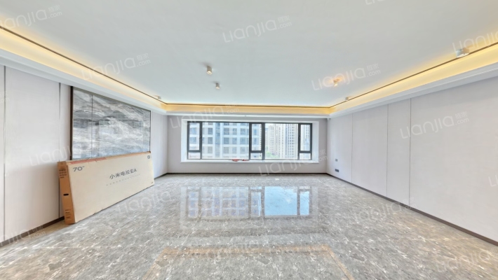 中国铁建西派时代二手房实景图