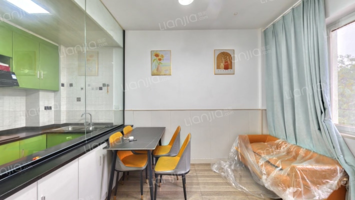 天仁庭院二手房实景图