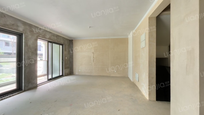 卓越湖樾云著花苑二手房实景图