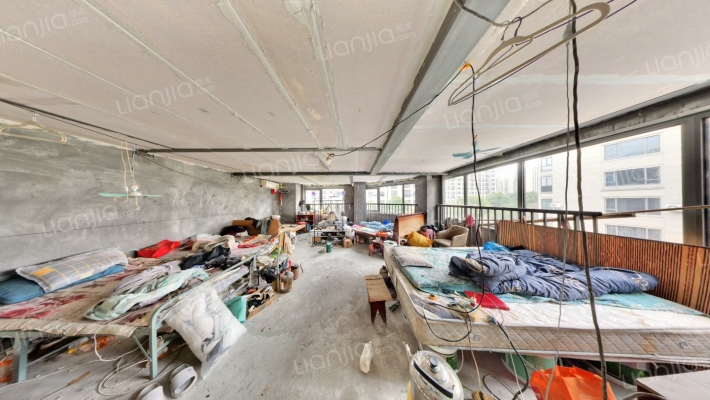 汇铂金座二手房实景图