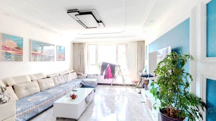 香醇波尔多鸿苑一期二手房实景图