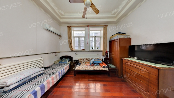 瑞玮山庄二手房实景图