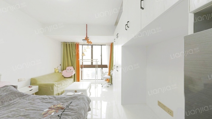 圳秀·金湖湾二区二手房实景图