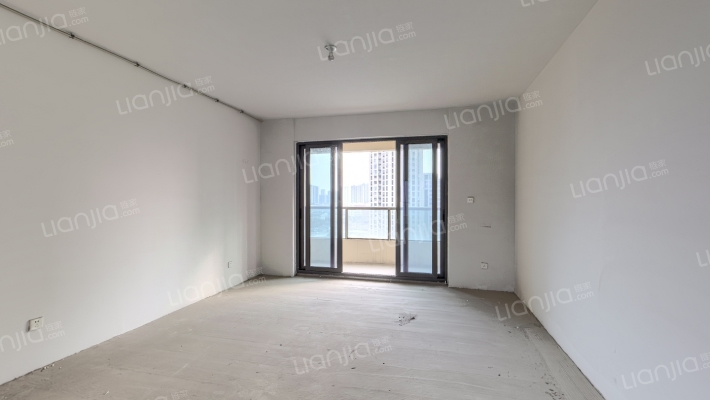 中央原墅二手房实景图