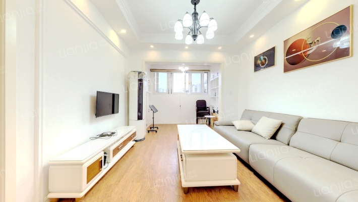 金雁凯旋城二手房实景图