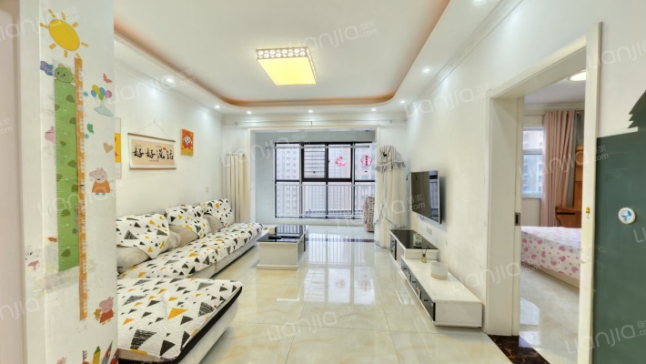 腾飞奥体花城二手房实景图