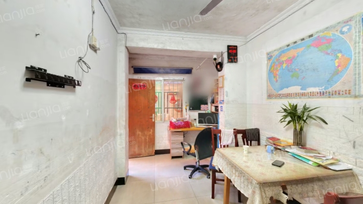 煤气制气小区二手房实景图