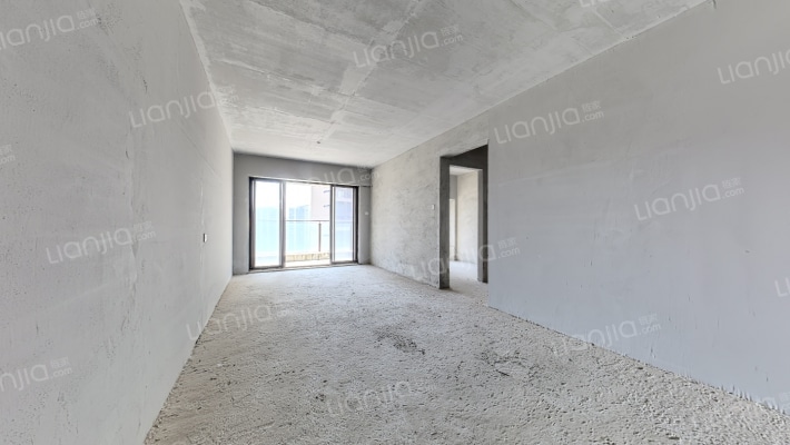 星河丹堤V区二手房实景图