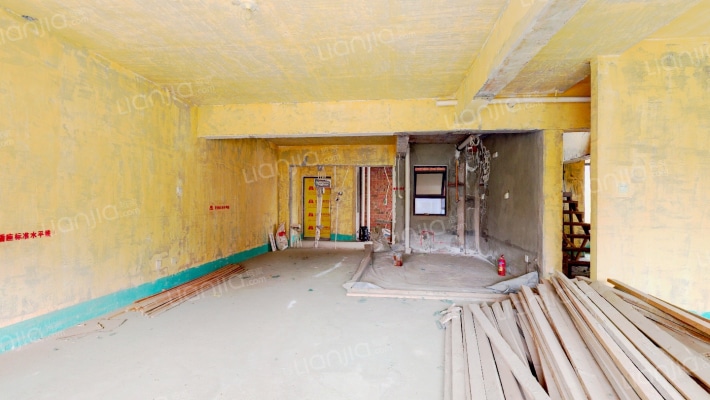 艺锦湾五期二手房实景图