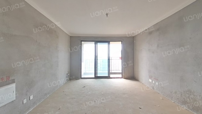 龙邦华府二手房实景图