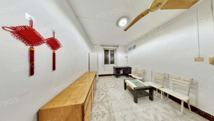 金鱼街64号二手房实景图