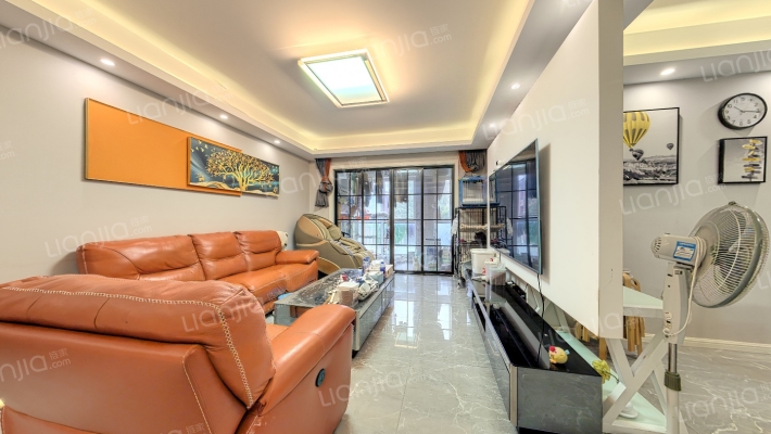 蓝天水岸二手房实景图