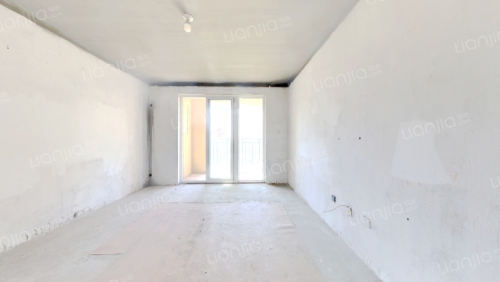 清华大溪地七号院二手房实景图