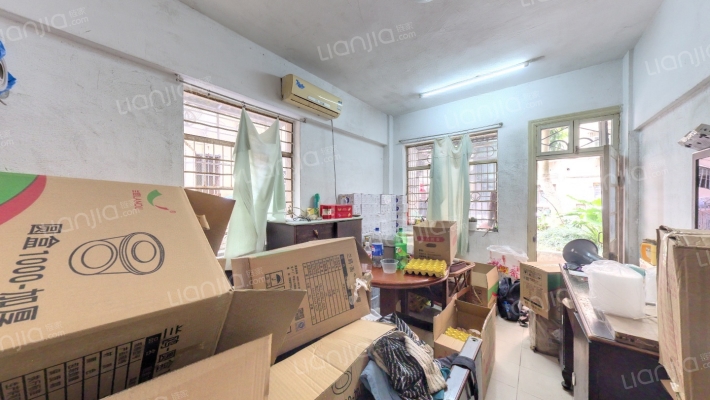 新南大楼二手房实景图