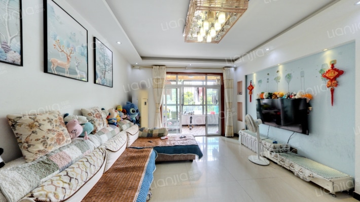 爱加欧郡二手房实景图